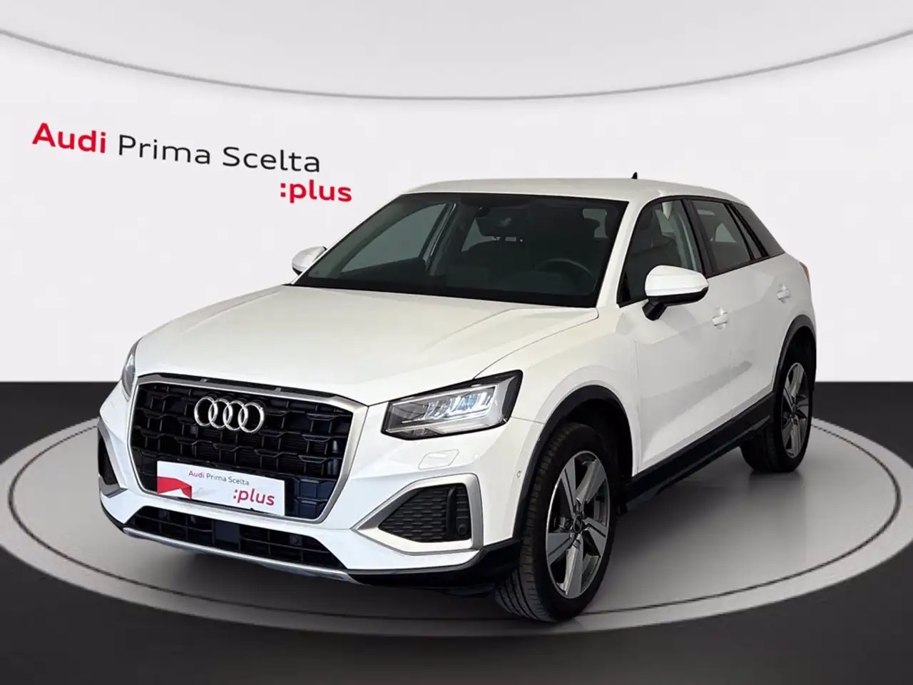 Audi Q2 35 1.5 tfsi admired advanced — photo 1 of 13