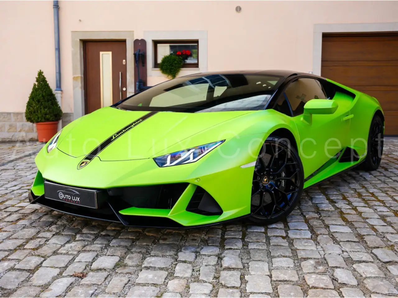 Lamborghini Huracán EVO/Camera/Lift/EVO Trim/Style Package/Sensonum — photo 1 of 30