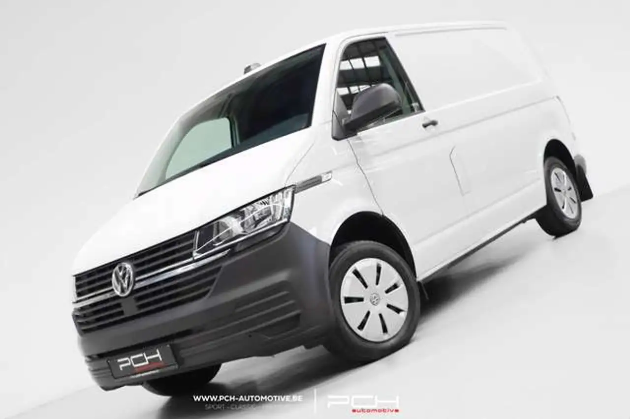 Volkswagen T6.1 Transporter 2.0 TDi 110cv CLIM / GPS Via APPLE CARPLAY / ANDROID / VAT — photo 1 of 29