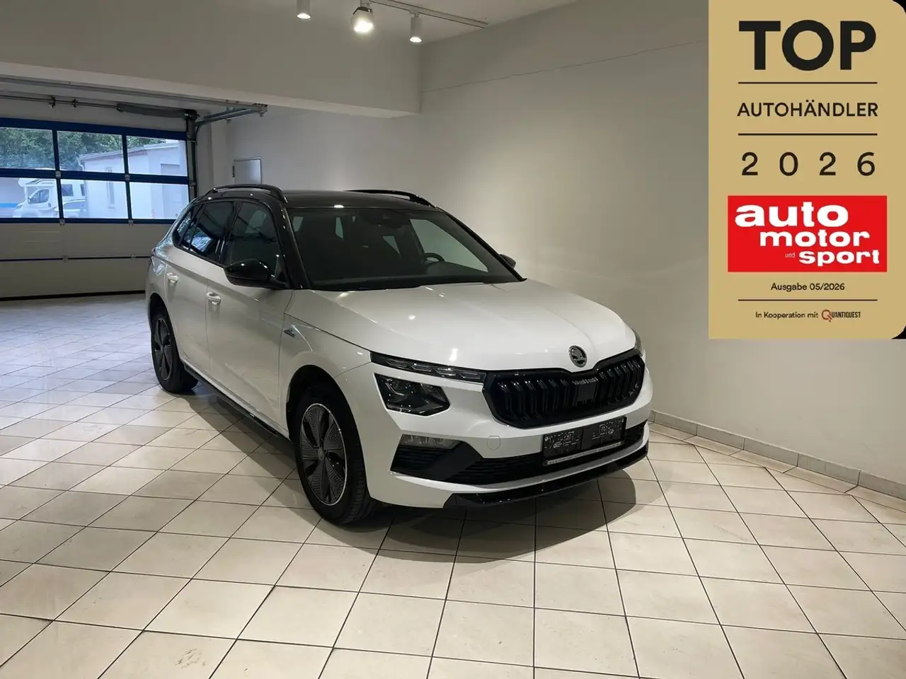 Skoda Kamiq Monte Carlo DSG Matrix PANO 5J Garantie — photo 1 of 30