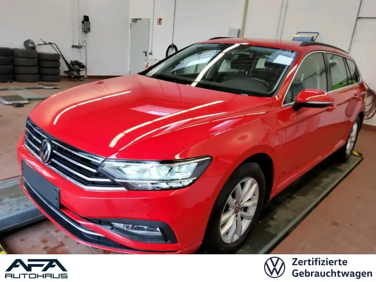 Volkswagen Passat Var. 2.0 TDI Business DSG AHK*NAV*RFK*ACC — photo 1 of 9