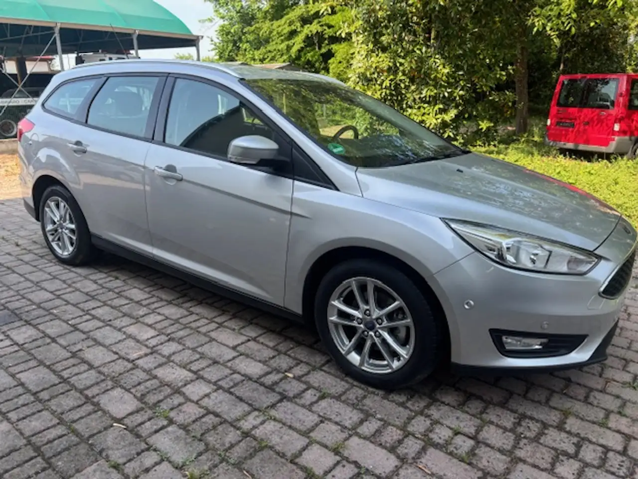 Ford Focus Focus SW 1.0 ecoboost ST-Line Business s — photo 1 of 14