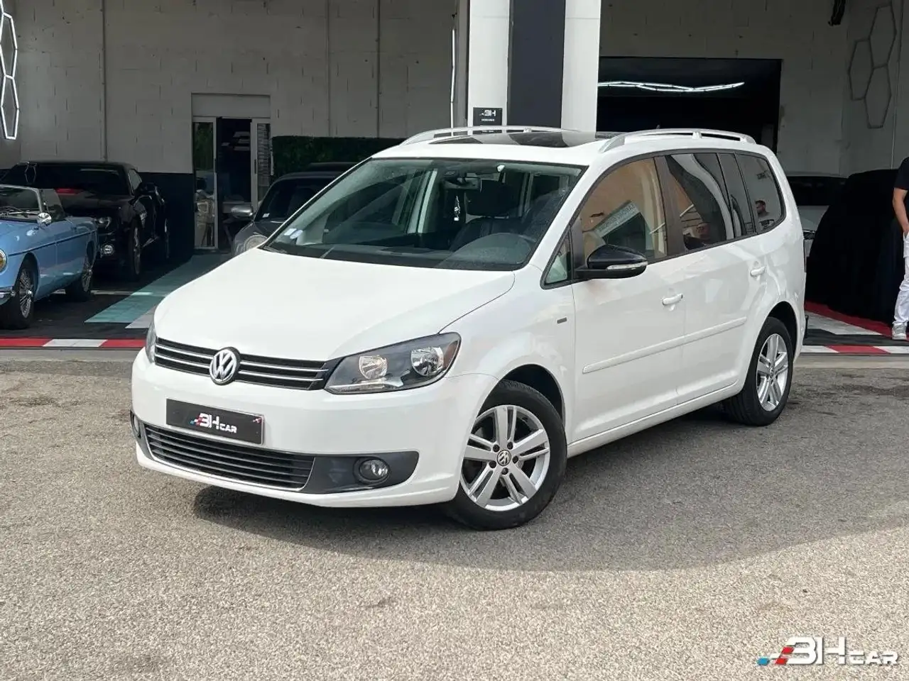 Volkswagen Touran 1.2 TSI 105cv MATCH / 7 PLACES / CLIM AUTO / RADAR / SUIVI / GARANTIE 3 MOIS — photo 1 of 15
