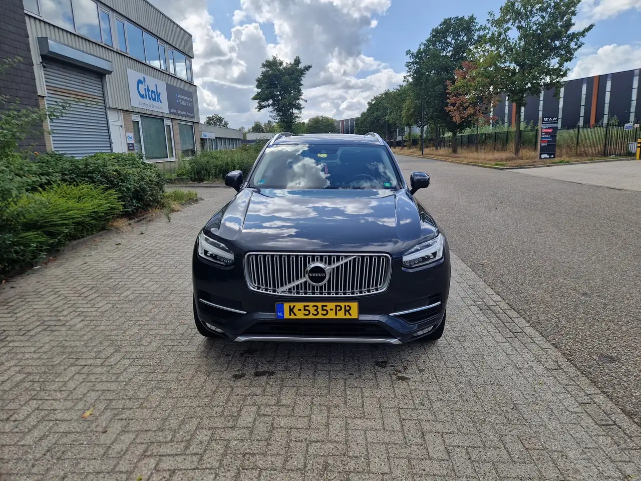 Volvo XC90 2.0 D4 Inscript. 7 personen auto — photo 1 of 15