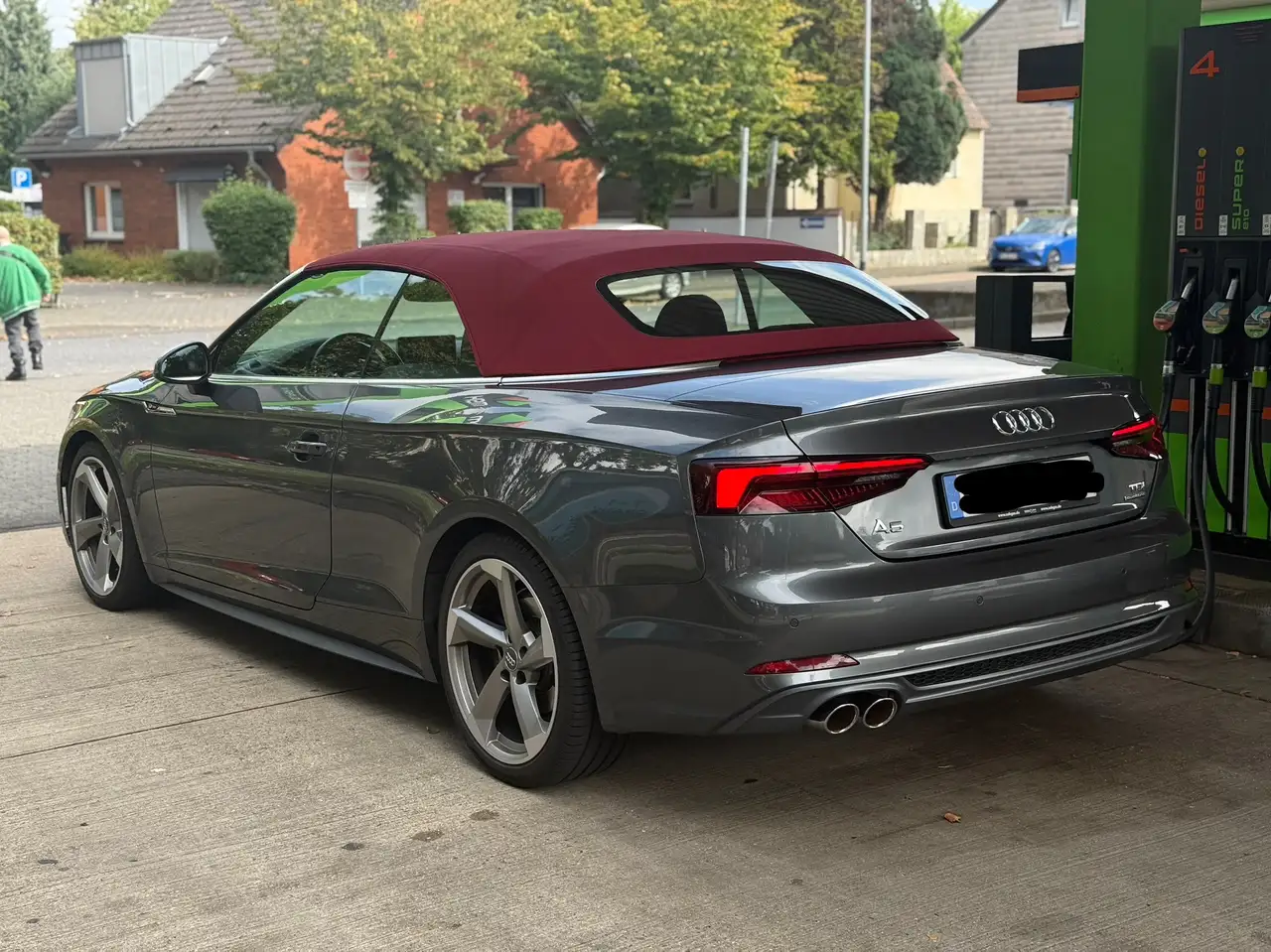 Audi A5 Cabrio 3.0 TDI S tronic 3x S-line Exclusive model — photo 1 of 13