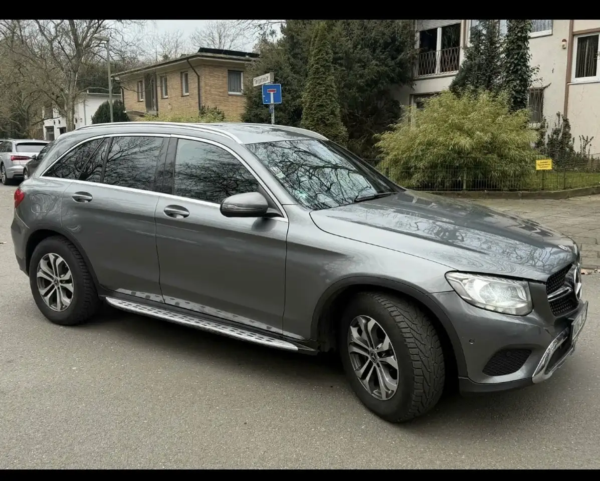 Mercedes-Benz GLC 220 d 4Matic 9G-TRONIC — photo 1 of 3