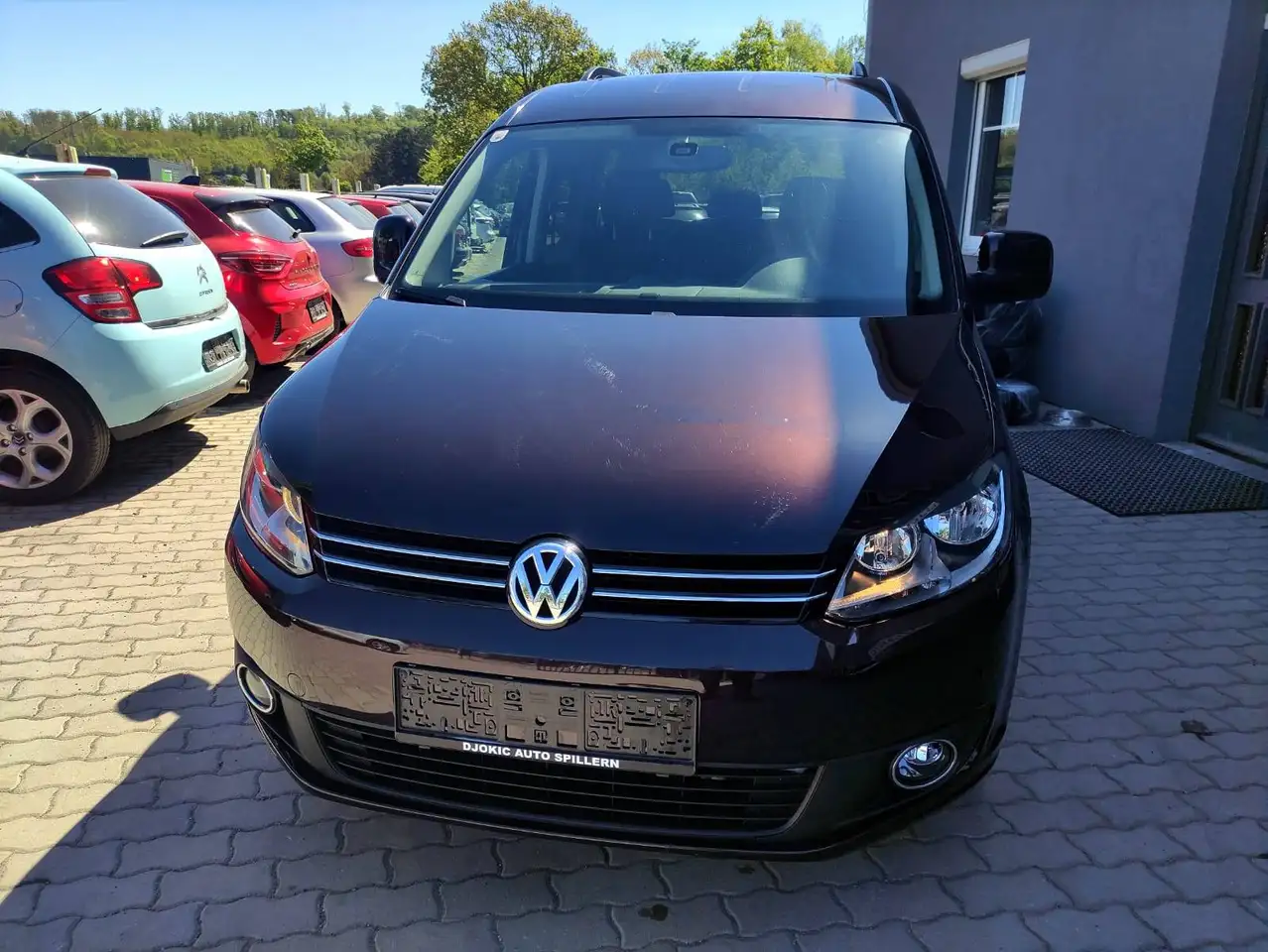 Volkswagen Caddy Kombi Comfortline BMT 1,6 TDI DPF — photo 1 of 11