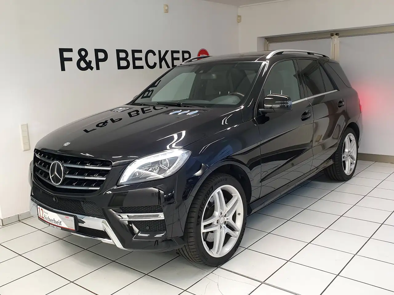 Mercedes-Benz ML 350 ML 350 AMG PANO 360 DTR AIRMATIC BRD 21´ SOFT — photo 1 of 15