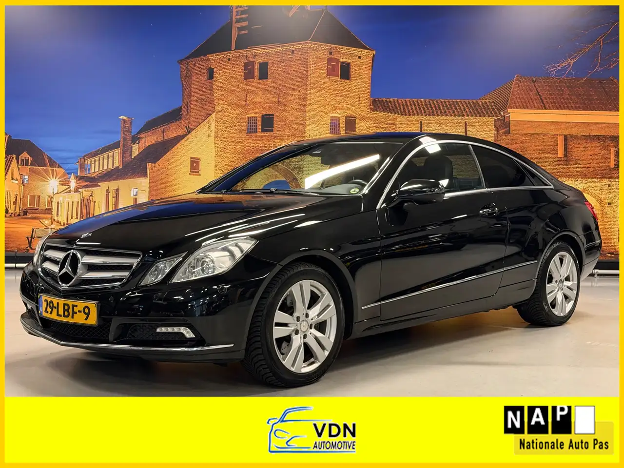 Mercedes-Benz E 350 Coupé CGI Elegance Automaat Leer Xenon — photo 1 of 40