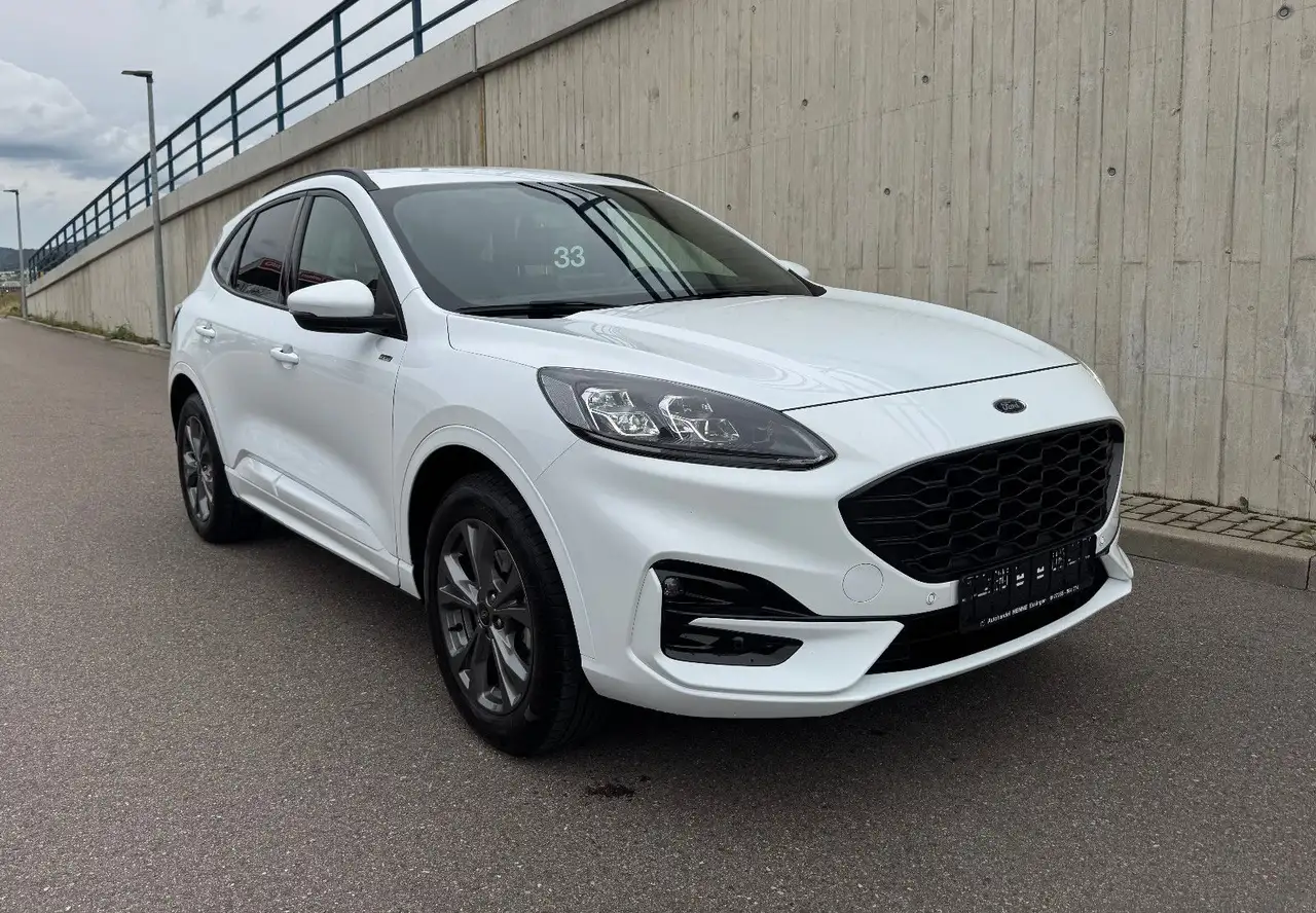 Ford Kuga Plug-In Hyb ST-Line X LED Nav B&O Cam Keyl — photo 1 of 25