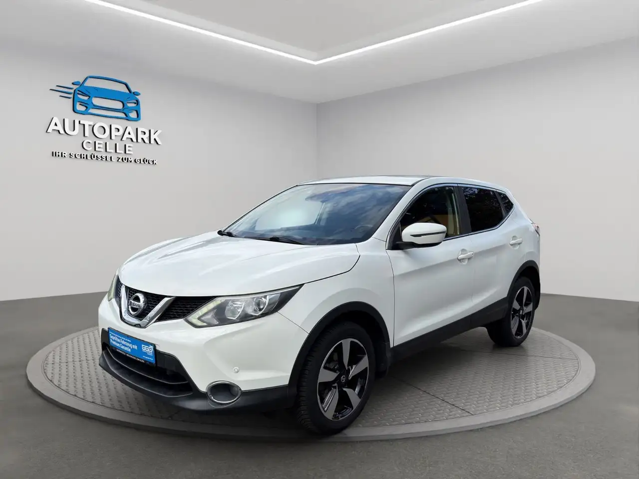 Nissan Qashqai Acenta Navi*Kamera* — photo 1 of 23