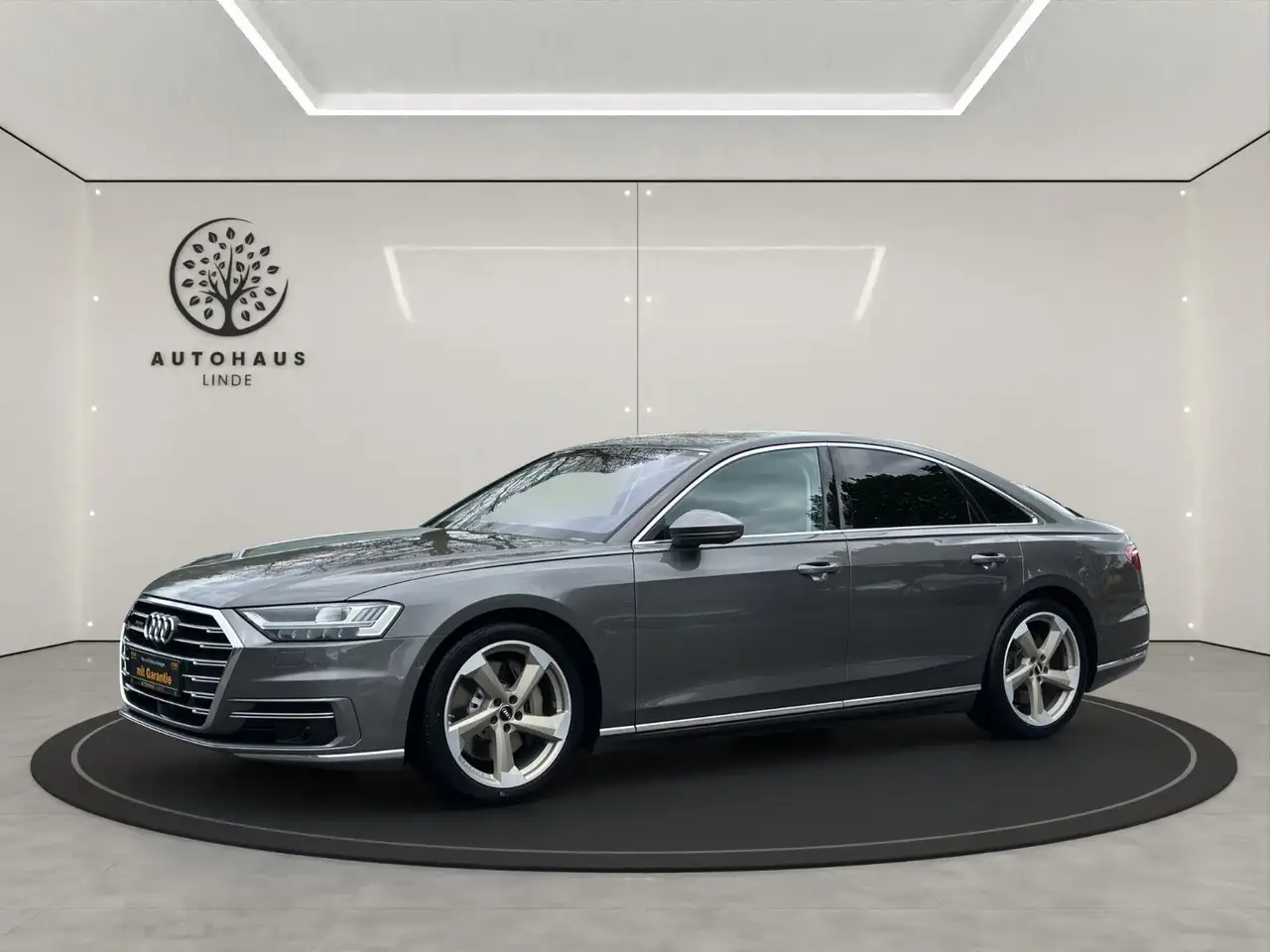 Audi A8 55 TFSI quattro Bang & Olufsen /Virtual Cock. — photo 1 of 28