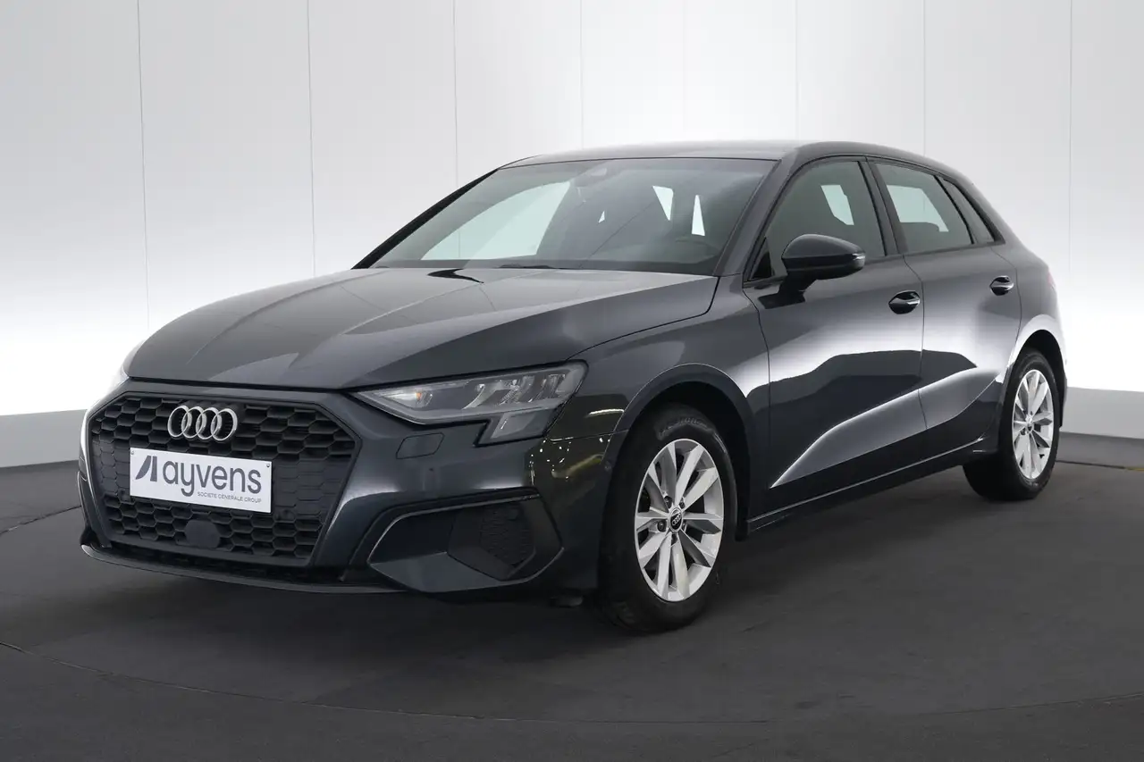 Audi A3 Sportback 35 TFSI Attraction LEDER/ALCANTARA LED G — photo 1 of 15