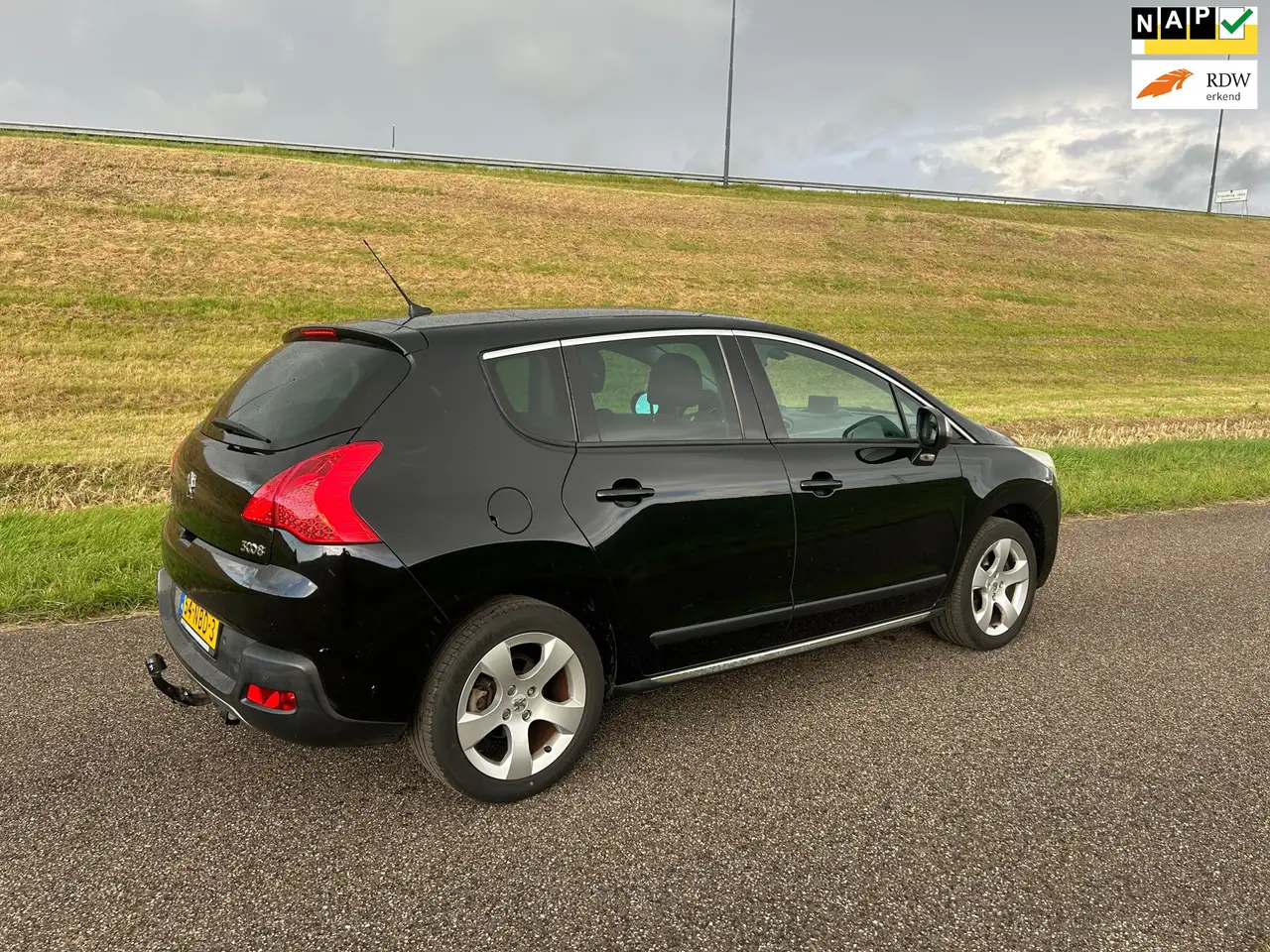 Peugeot 3008 1.6 THP GT — photo 1 of 16
