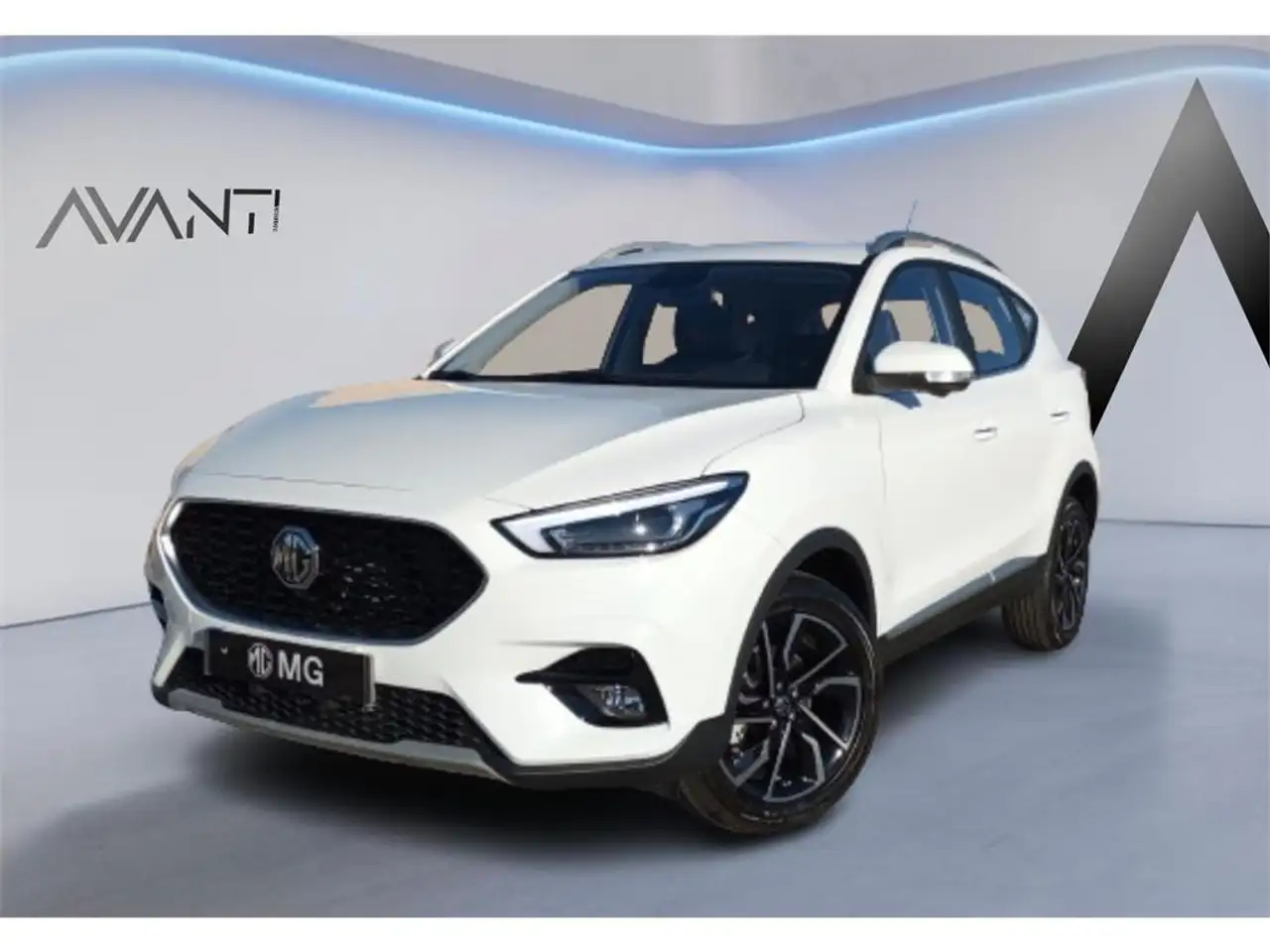 MG ZS 1.5 Luxury — photo 1 of 17