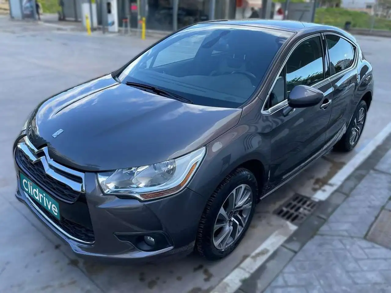 DS Automobiles DS 4 1.6 BlueHDi S&S Style EAT6 120 — photo 1 of 12