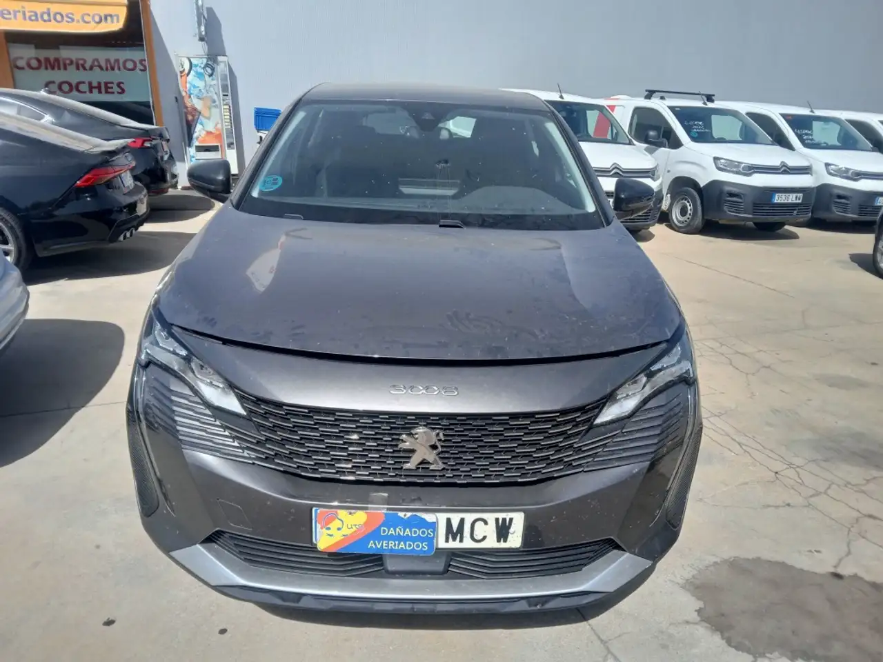 Peugeot 3008 1.5BlueHDi Active S&S 130 — photo 1 of 17