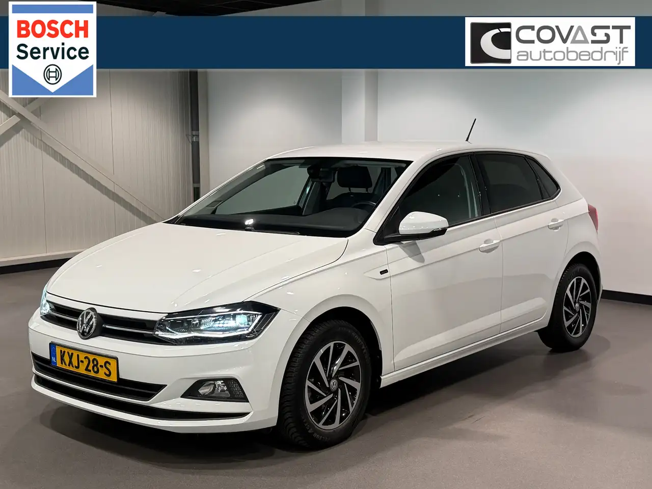 Volkswagen Polo 1.0 TSI Join|LED|Camera|CruiseControlLMV/AllSeason — photo 1 of 31