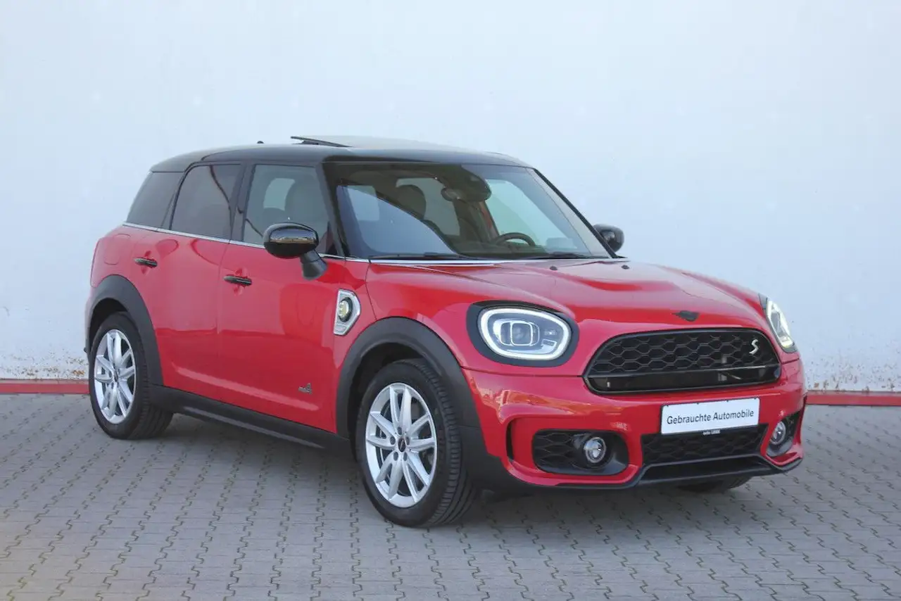 MINI Inny Countryman SE John Cooper Works JCW Trim All4 — photo 1 of 15