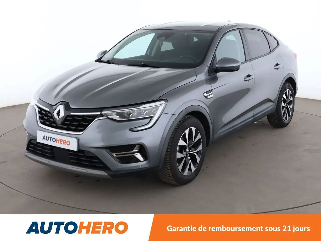 Renault Arkana 1.3 TCe Business EDC — photo 1 of 40