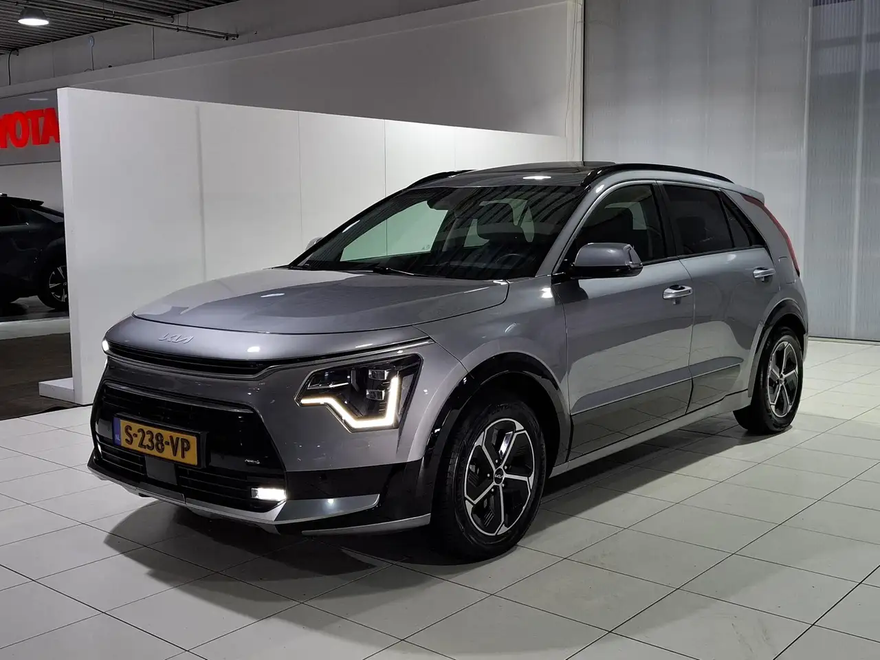 2023 Kia Niro 1.6 GDi Hybrid DynamicPlusLine Trekhaak, Stoel en, photograph 5