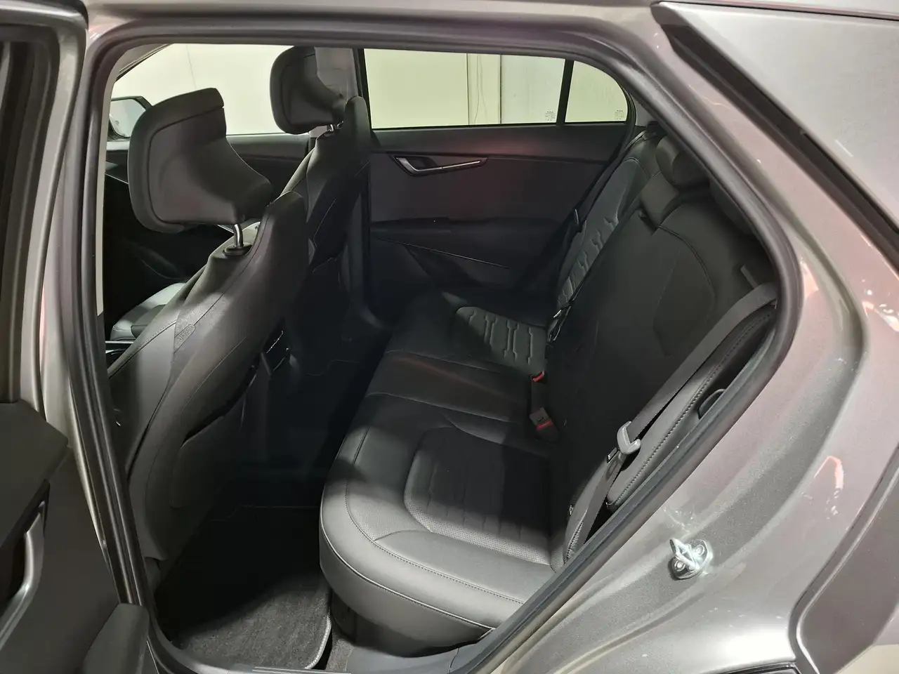 2023 Kia Niro 1.6 GDi Hybrid DynamicPlusLine Trekhaak, Stoel en, photograph 9