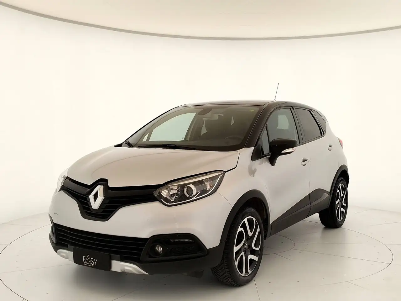 Renault Captur 1.5 dci Intens (energy r-link) 90cv edc E6 - NEOPATENTATI — photo 1 of 22