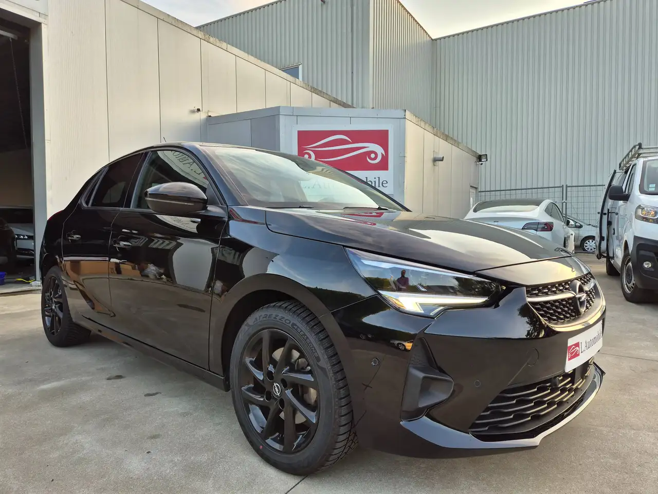 2023 Opel Corsa 1.2 Turbo 131cv Auto-8 /GS Line/ 15.889 km! 2023!, photograph 2