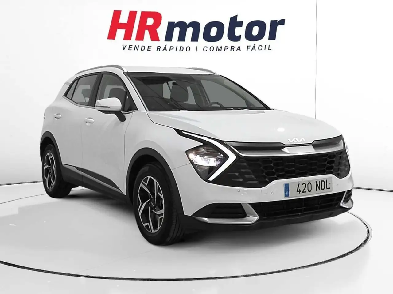 Kia Sportage 1.6 CRDi MHEV Business 4x2 DCT 136 — photo 1 of 24