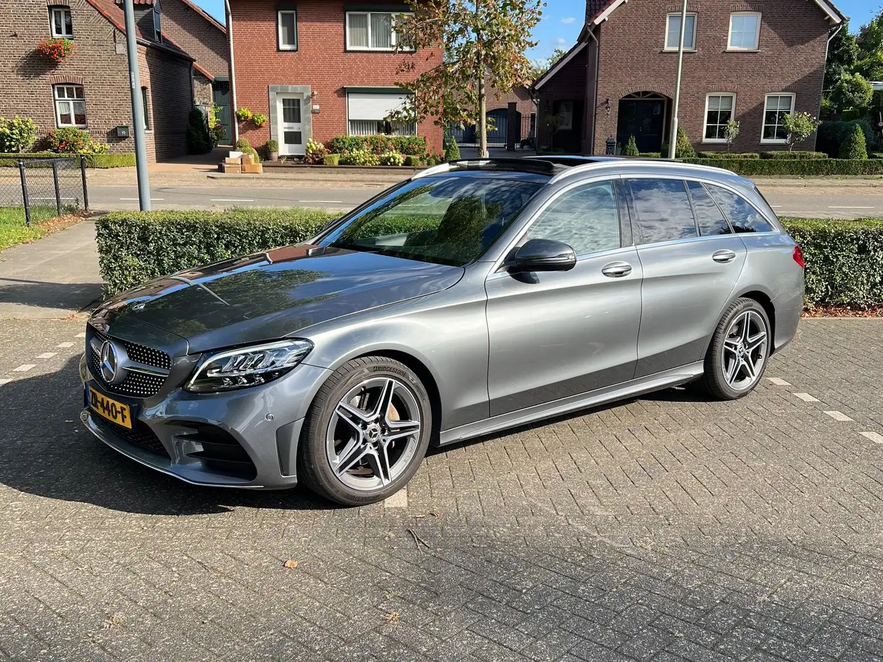 Mercedes-Benz C 200 C 200 Prem. Plus Pack — photo 1 of 34