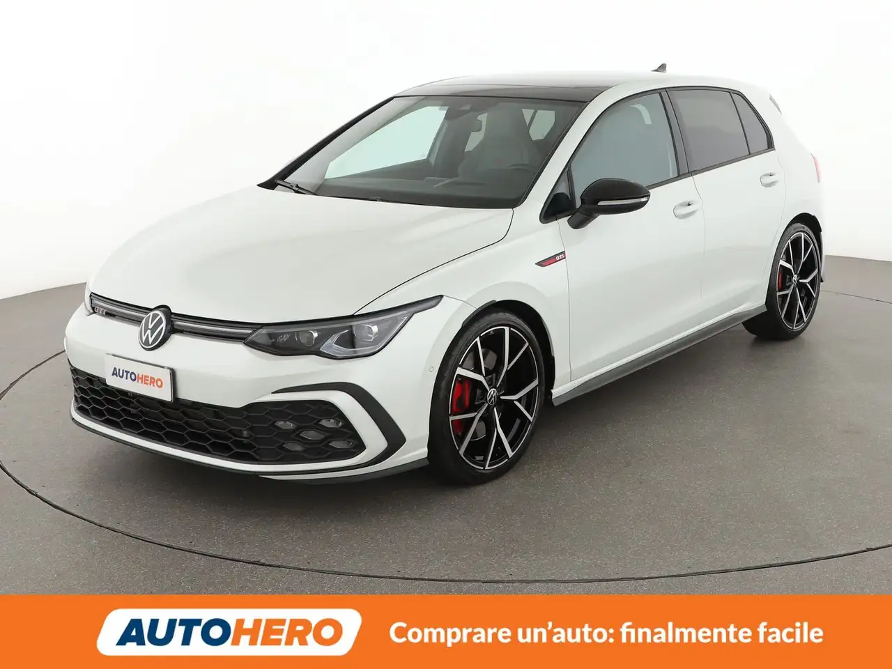 Volkswagen Golf 2.0 TSI GTI — photo 1 of 40