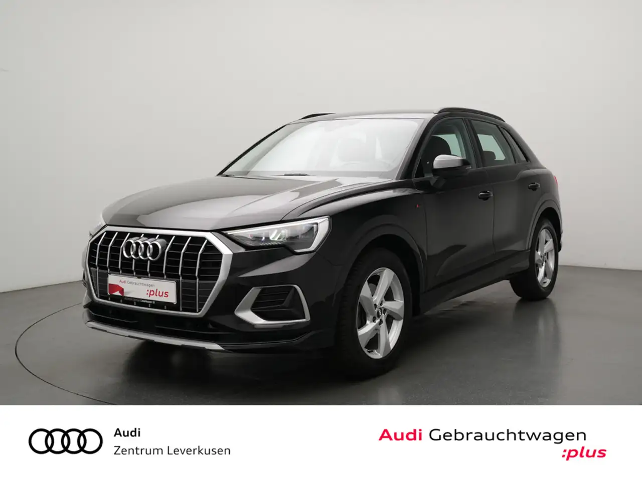 Audi Q3 advanced VIRT SHZ CARPLAY LED PDC PORT NAV — photo 1 of 15