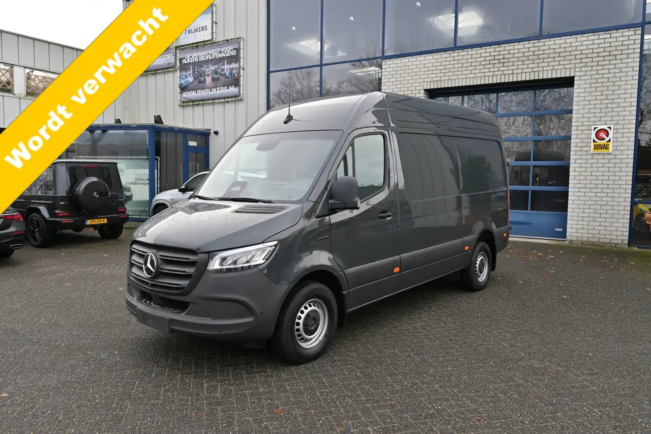 Mercedes-Benz eSprinter 314 L2H2 Select 81kWh 115 kW Snellader, — photo 1 of 14