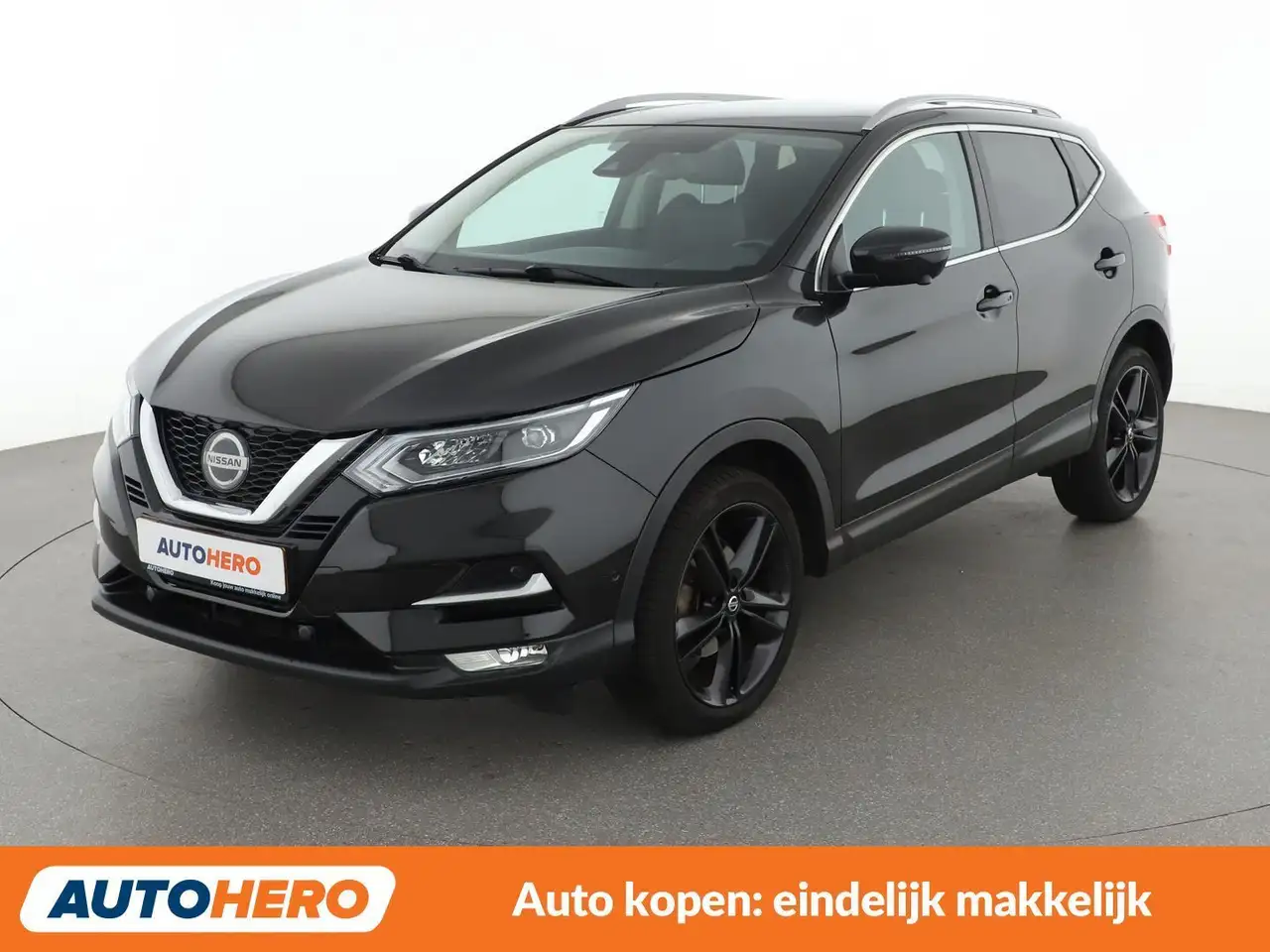 Nissan Qashqai 1.3 DIG-T Tekna — photo 1 of 33