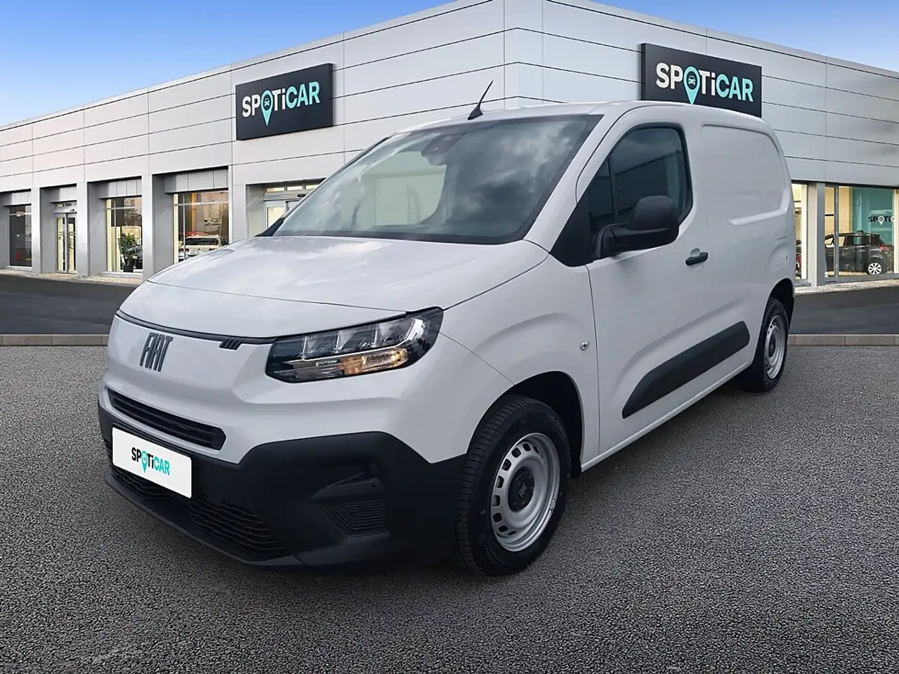 Fiat Doblo Kastenwagen BlueHDi 100 S&S Easy Pro — photo 1 of 16