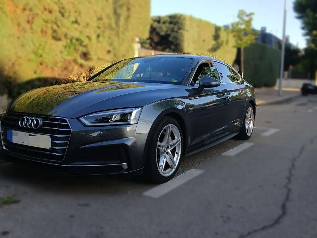 Audi A5 Sportback 2.0TDI S tronic 140kW — photo 1 of 27