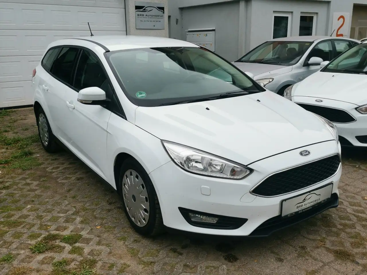 Ford Focus Turnier Trend 1.5 TDCI TÜV AHK MwSt. — photo 1 of 13