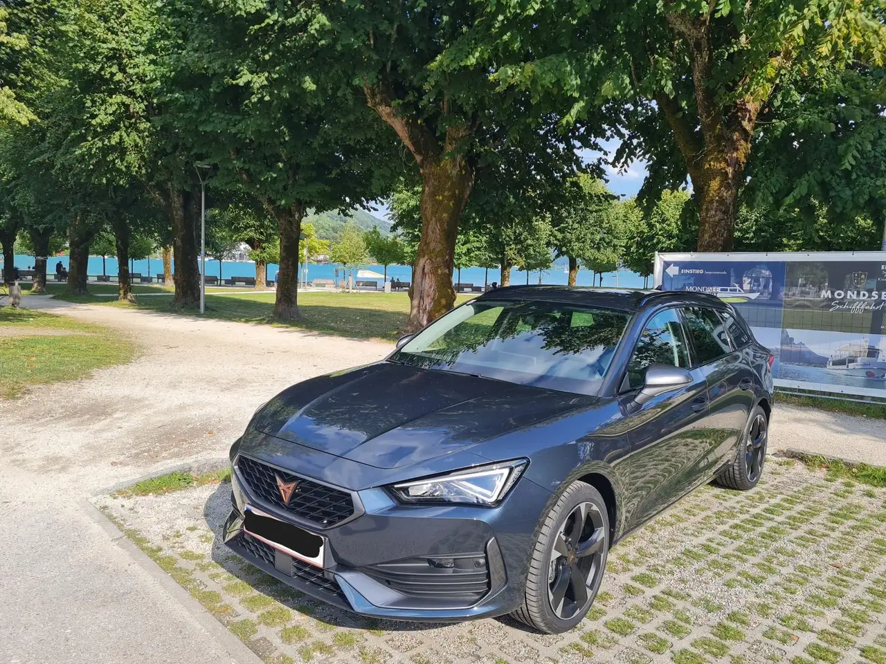 CUPRA Leon Leon SP Kombi 2.0 TDI 150 — photo 1 of 16