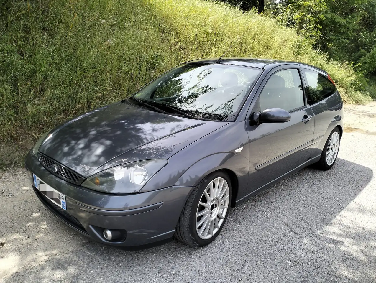 Ford Focus Coupé 2.0i - 170 ST — photo 1 of 3