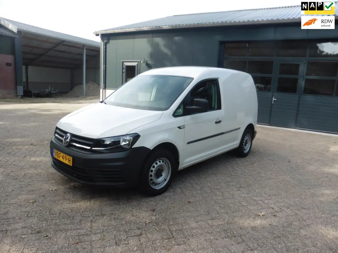 Volkswagen Caddy 2.0 TDI L1H1 BMT Trendline — photo 1 of 13