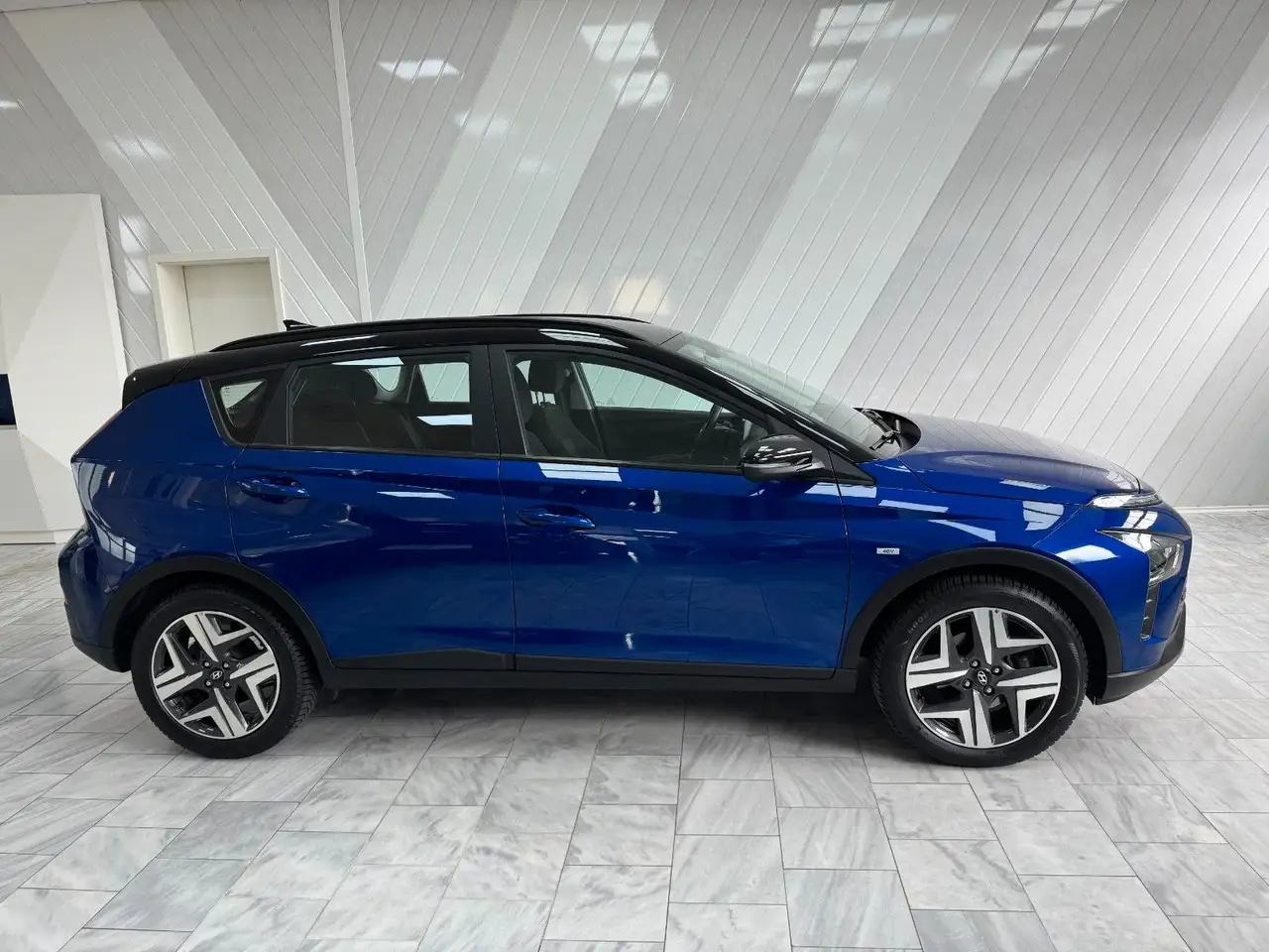 Hyundai BAYON 1.0 Intro Edition Garantie — photo 1 of 27