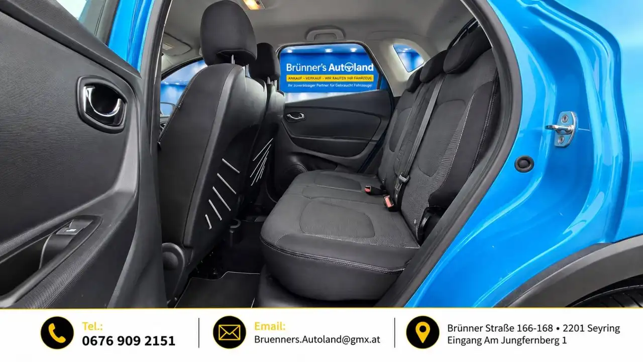 2015 Renault Captur Intens, photograph 12