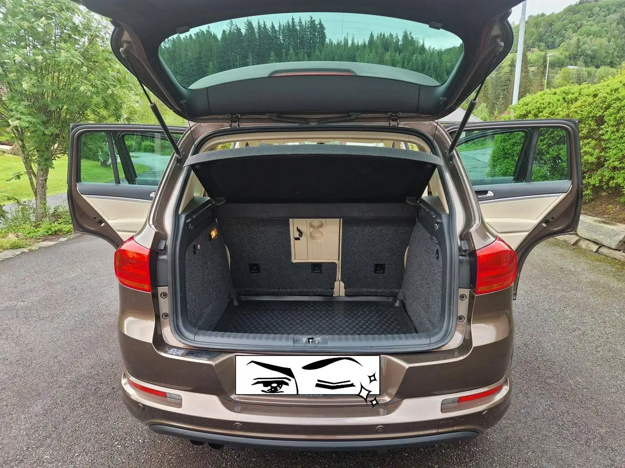 Volkswagen Tiguan Tiguan 2.0 TDI 140 FAP BlueMotion Technology Cup 4Motion DSG7 — photo 1 of 1