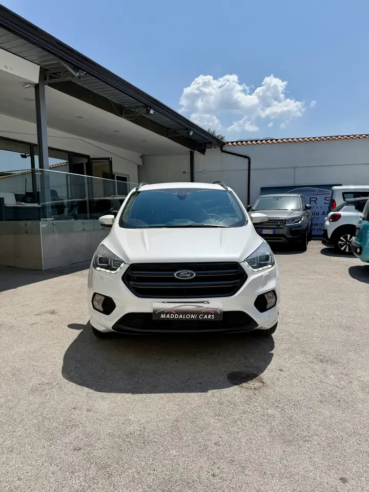 Ford Kuga 1.5 tdci ST-Line s&s 2wd 120cv — photo 1 of 15
