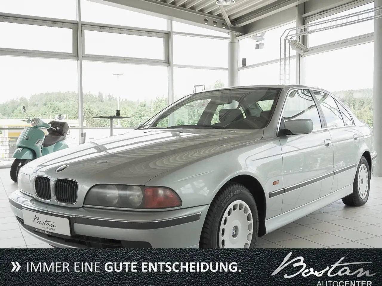 BMW 520 520i KLIMAAUTOMATIK/SOMMERREIFEN NEU/33 T KM — photo 1 of 23