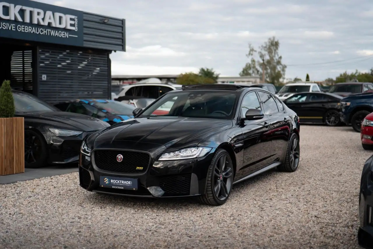 Jaguar XF 300 Sport Black Edition | Pano | LED | 20Zoll — photo 1 of 40