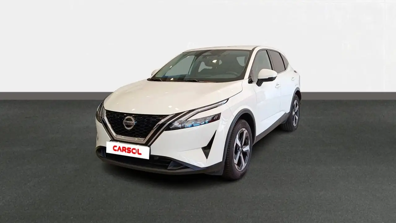 Nissan Qashqai DIG-T 116kW Xtronic N-Connecta — photo 1 of 21