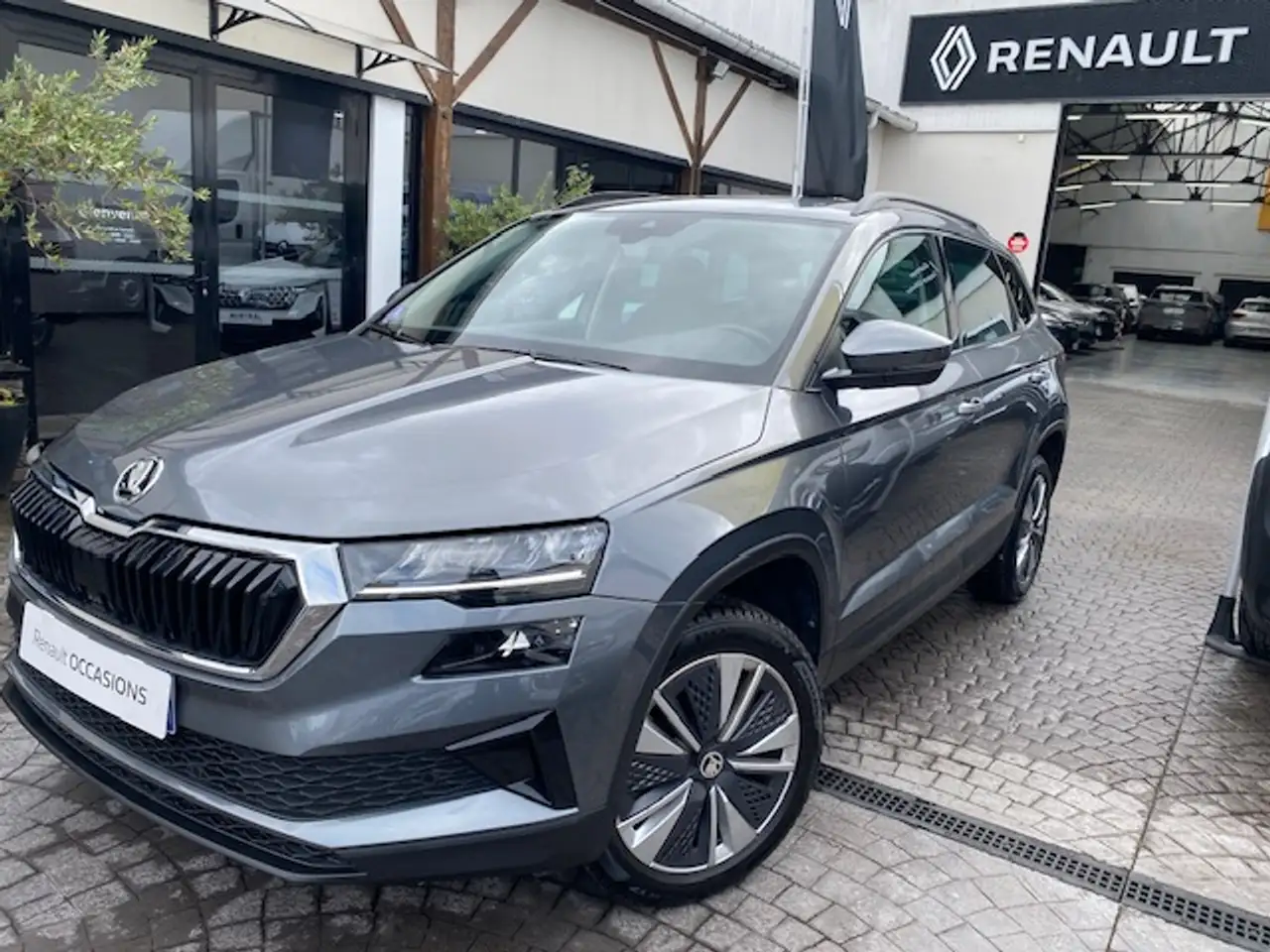Skoda Karoq Karoq 1.5 TSI 150 ch ACT DSG7 Business — photo 1 of 17