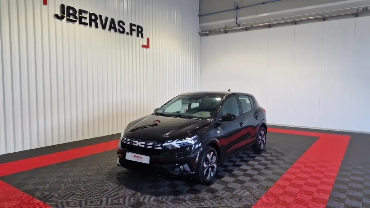 Dacia Sandero TCE 90 GSR2 JOURNEY — photo 1 of 32