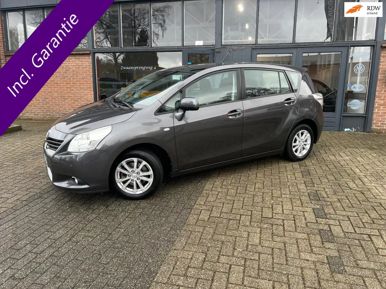 Toyota Verso 1.6 VVT-i Business, Navi, Pano, Trekhaak — photo 1 of 22